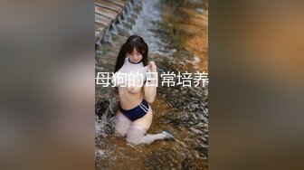 尹菲 一袭典雅多姿黑色吊裙 勾勒出别致诱人妩媚身姿