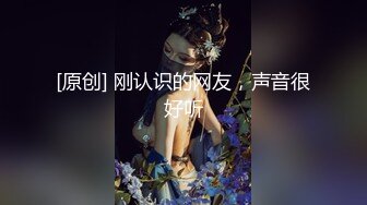 极品金发御姐【蜜桃CC】开档肉丝无毛粉穴，抓着屌深喉，骑乘位抱着美臀操，站立后入猛怼