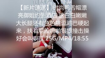 家居自拍男友拍摄水准很不错了，主角颜值颇高，表情销魂5V合1