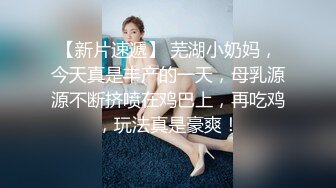  性感小美女露脸跟小哥玩的真嗨，衣服都没脱完让小哥按在墙上干了，后入抽插爆草无套