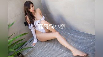 -巨乳挺拔的小女友 骑乘震得她两个乳房飞上飞下