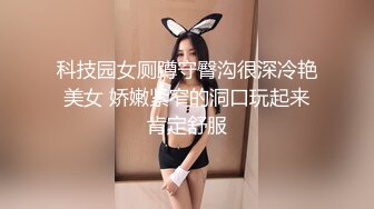 哺乳期的小嫂子叼著雞巴不松口，跟小哥玩69口交展示，饑渴太久主動上位抽插